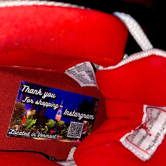 Jordan 11 cherry - Picture 10 of 12